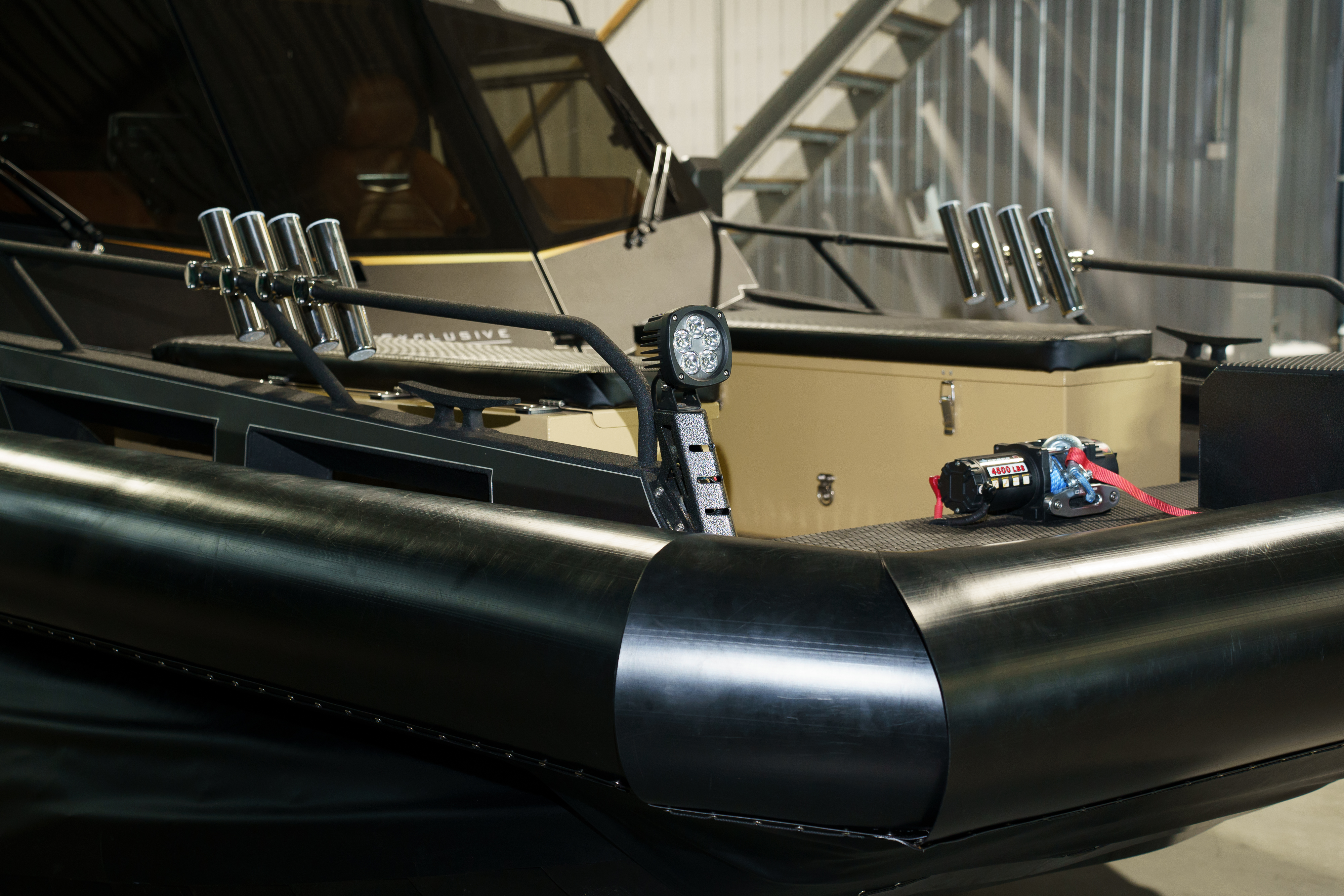 Запасть Защита фальшборта пластиком