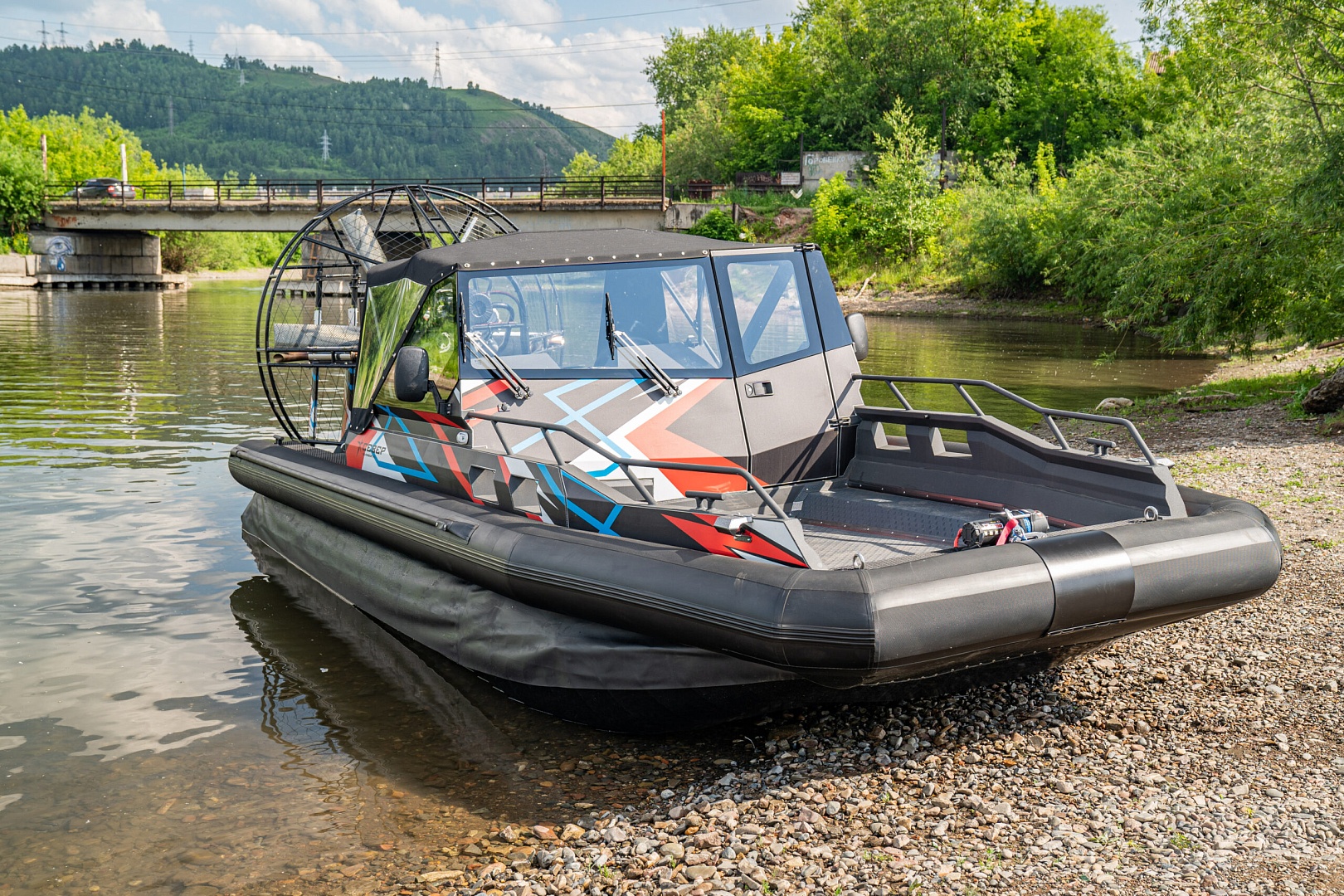 Иллюстрация Фантом 650