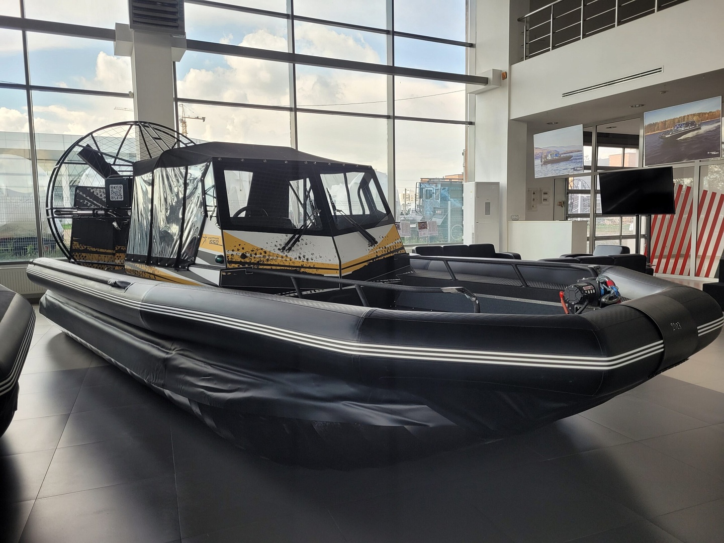 Иллюстрация Охотник 650 №2023